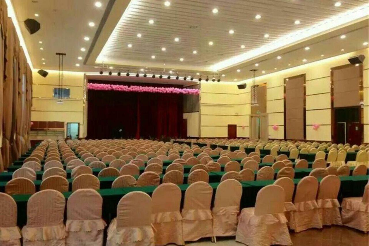 Guangzhou Nanfang Yiyuan Hotel Exteriör bild