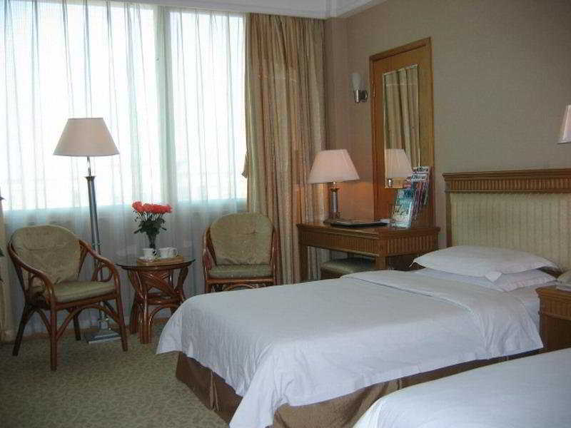 Guangzhou Nanfang Yiyuan Hotel Exteriör bild