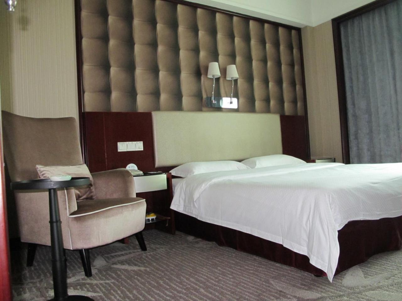 Guangzhou Nanfang Yiyuan Hotel Exteriör bild