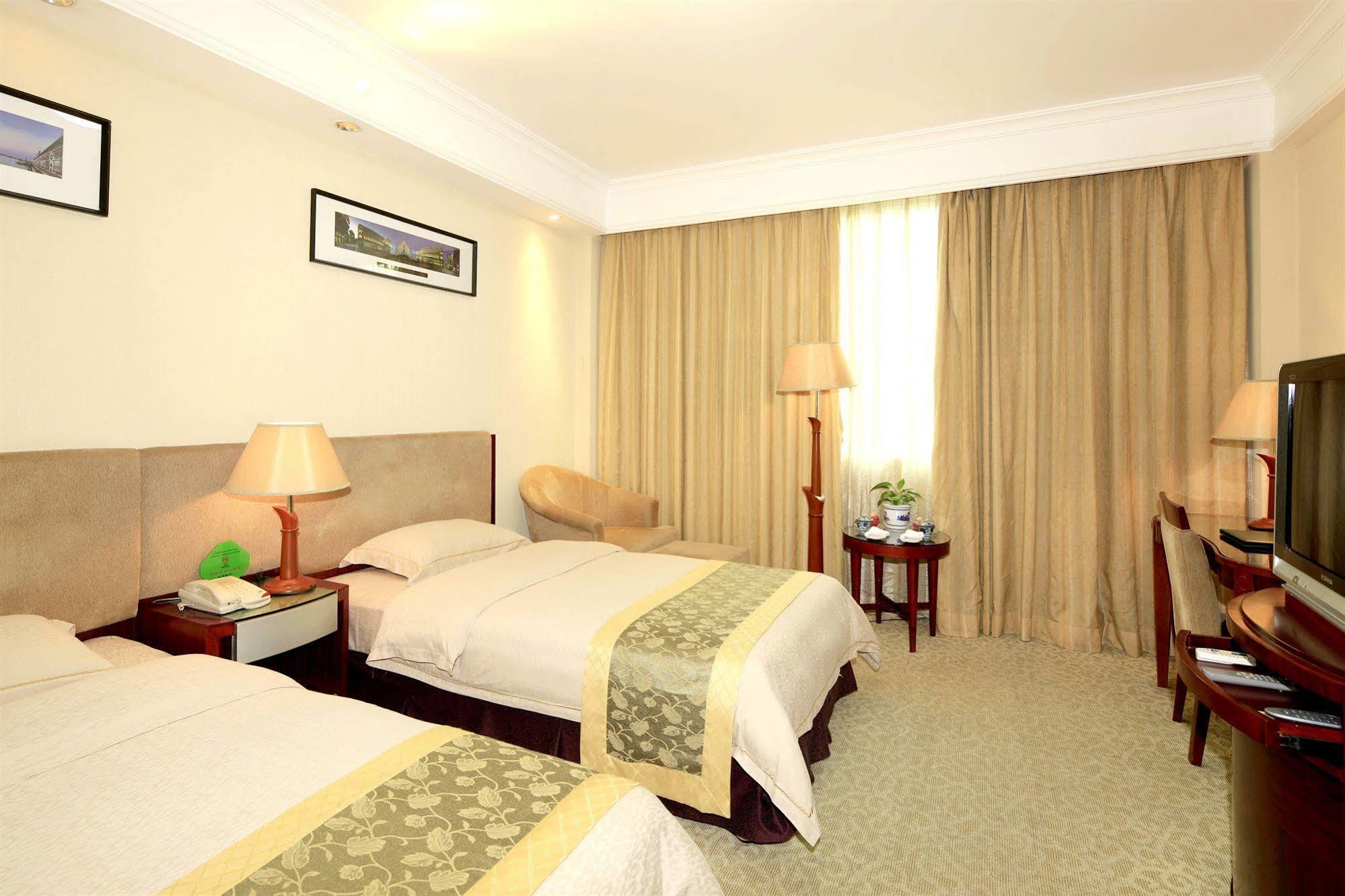 Guangzhou Nanfang Yiyuan Hotel Exteriör bild