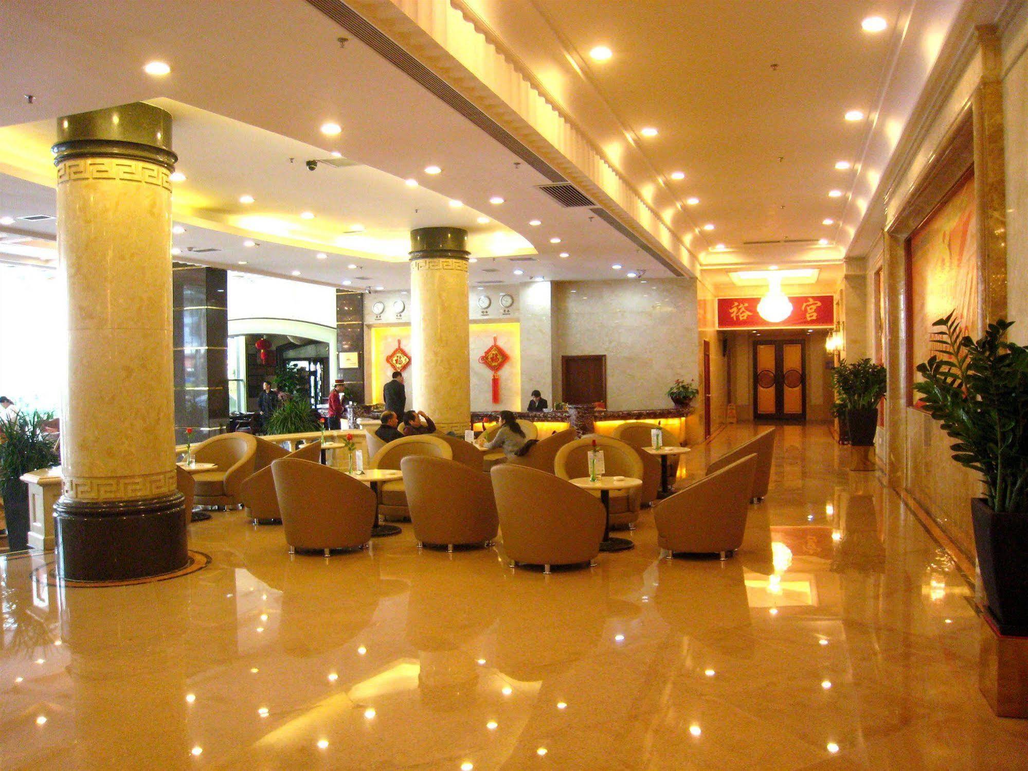 Guangzhou Nanfang Yiyuan Hotel Exteriör bild